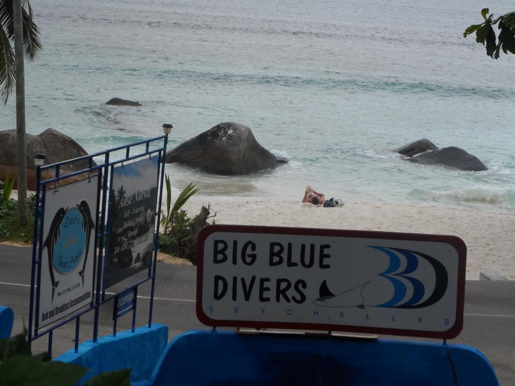 Divers Lodge Guest House Beau Vallon  Exteriér fotografie